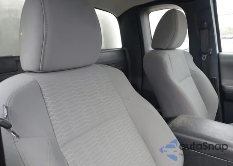 2017 Toyota Tacoma Sr z USA, uszkodzony, nr VIN 5TFRX5GN2HX076064